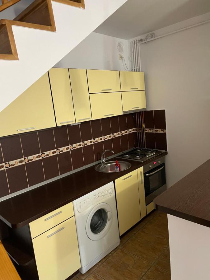 Casa Cu Balcon Appartement Braşov Buitenkant foto