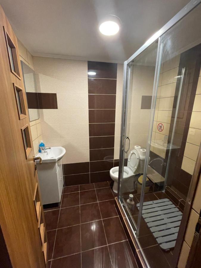 Casa Cu Balcon Appartement Braşov Buitenkant foto